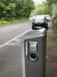 スマホ充電ステーションの設備が充実したゴルフ宿泊先は？